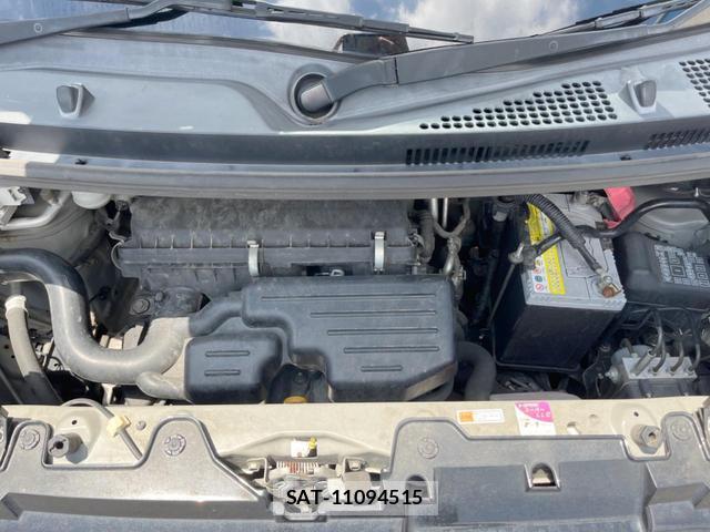 Toyota Pixis Mega 2015-09 8550076-17