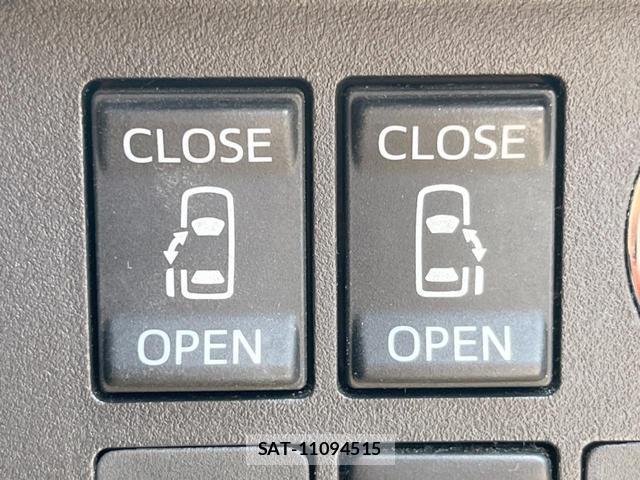 Toyota Pixis Mega 2015-09 8550076-4