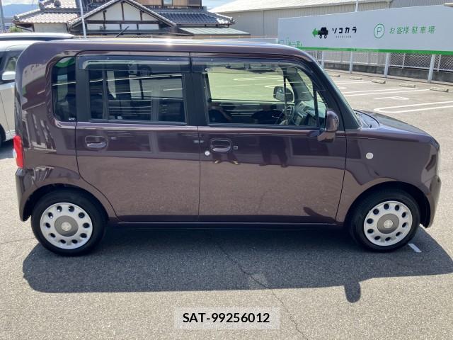 Toyota PIXIS SPACE 2014-03 8549356-3