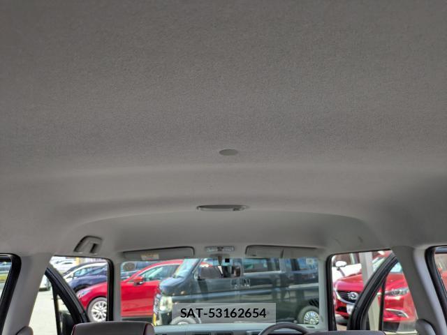 Toyota PIXIS SPACE 2012-04 8549448-16