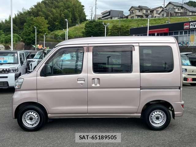 Toyota PIXIS VAN 2019-04 8546124-17