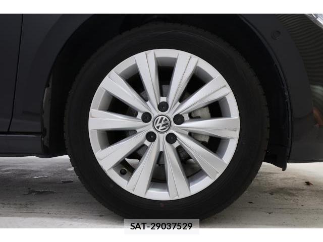 VolksWagen POLO 2018-12 8545516-16