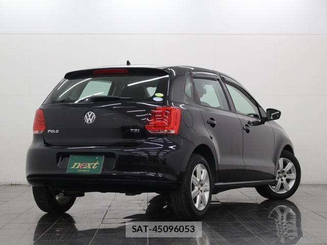 VolksWagen POLO 2012-06 8550090-1