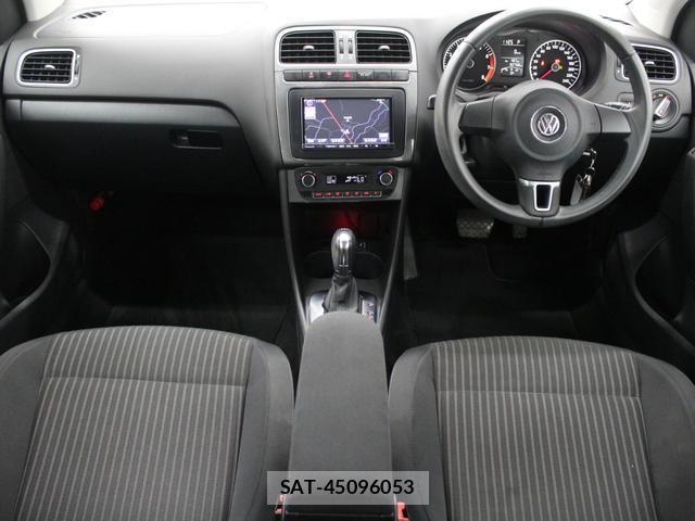 VolksWagen POLO 2012-06 8550090-4