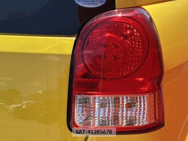 Toyota PORTE 2015-07 8548557-16