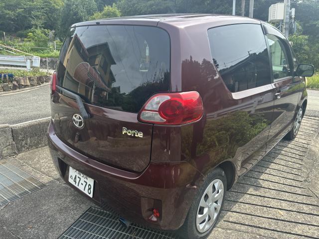 Toyota PORTE 2011-09 8551239-2
