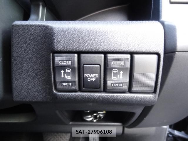 Mazda PREMACY 2012-07 8549718-19