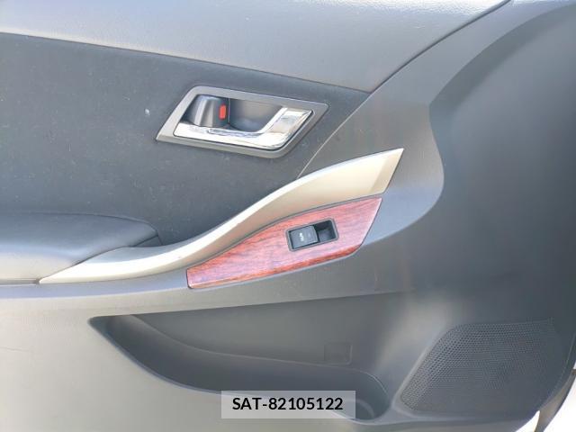 Toyota PREMIO 2011-07 8547496-12