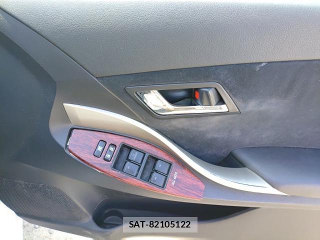 Toyota PREMIO 2011-07 8547496-13