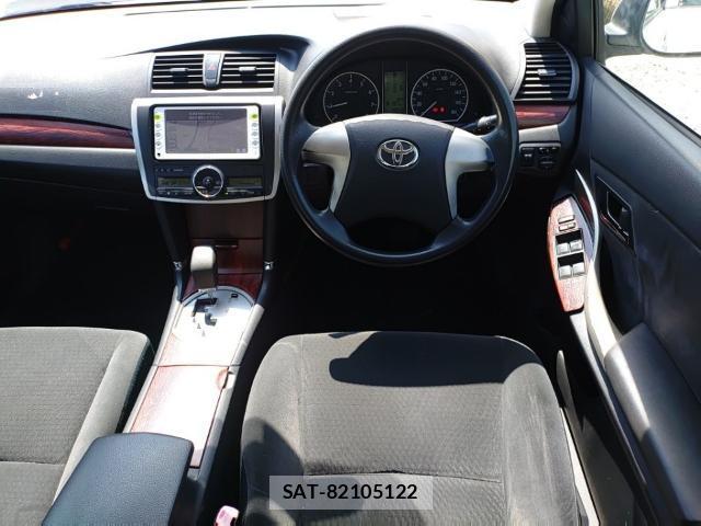 Toyota PREMIO 2011-07 8547496-2