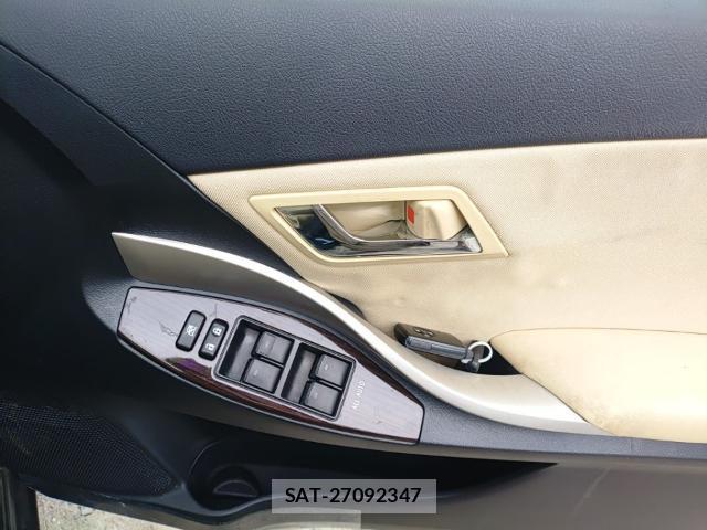 Toyota PREMIO 2017-08 8547512-13