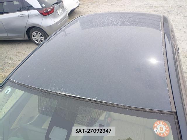 Toyota PREMIO 2017-08 8547512-6