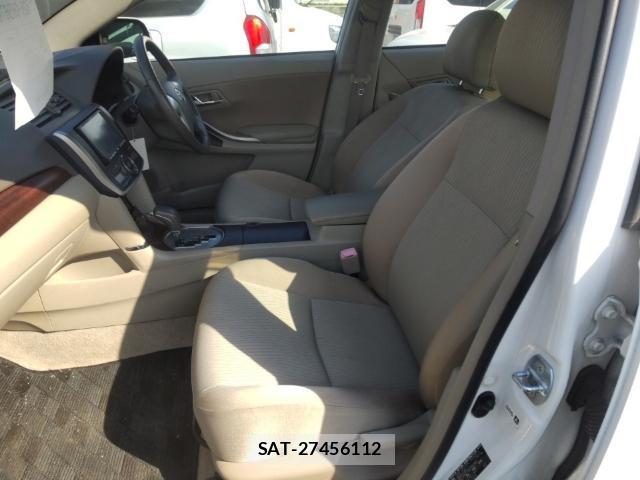 Toyota PREMIO 2011-08 8552165-15