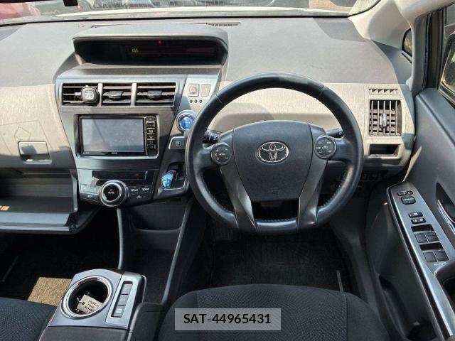 Toyota PRIUS ALPHA 2014-11 8545852-2