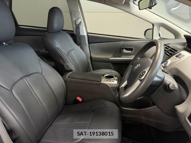 Toyota PRIUS ALPHA 2013-06 8546492-15