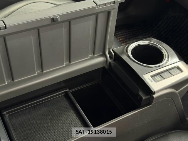 Toyota PRIUS ALPHA 2013-06 8546492-17