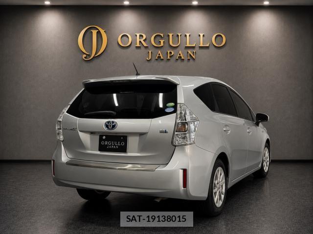 Toyota PRIUS ALPHA 2013-06 8546492-2