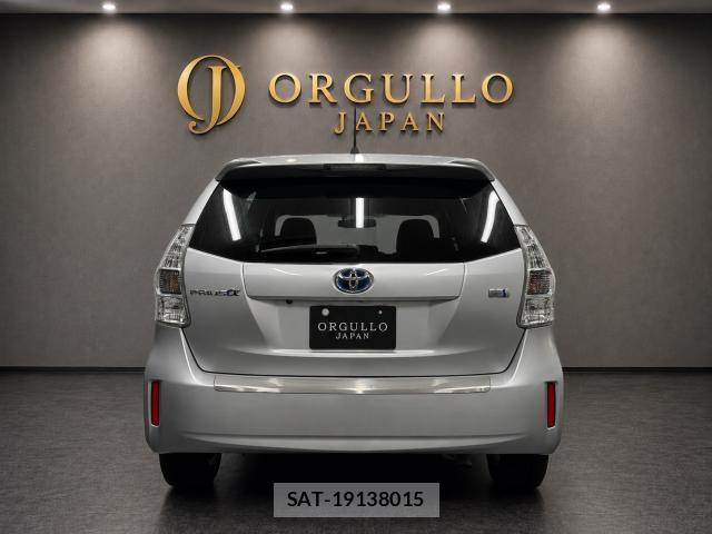 Toyota PRIUS ALPHA 2013-06 8546492-3