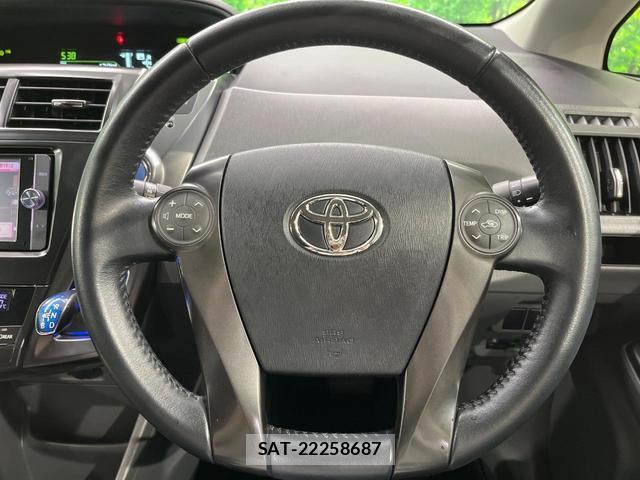 Toyota PRIUS ALPHA 2013-11 8546856-10