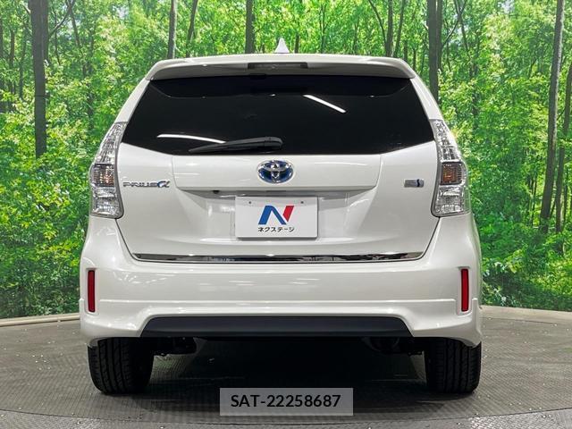 Toyota PRIUS ALPHA 2013-11 8546856-14
