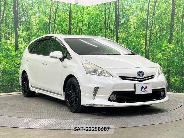 Toyota PRIUS ALPHA 2013-11 8546856-15
