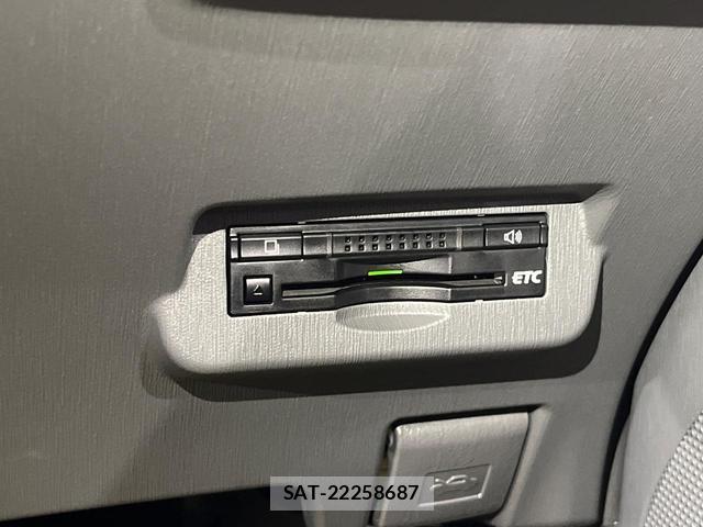 Toyota PRIUS ALPHA 2013-11 8546856-5