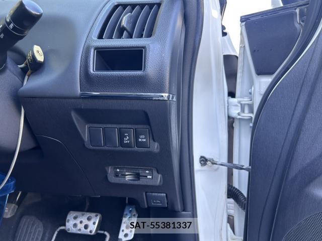 Toyota PRIUS ALPHA 2016-02 8548629-14
