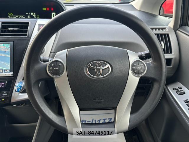 Toyota PRIUS ALPHA 2013-07 8548676-18