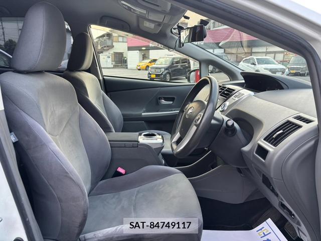 Toyota PRIUS ALPHA 2013-07 8548676-9