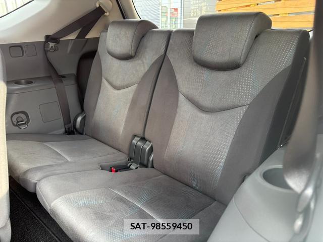 Toyota PRIUS ALPHA 2012-06 8548678-14