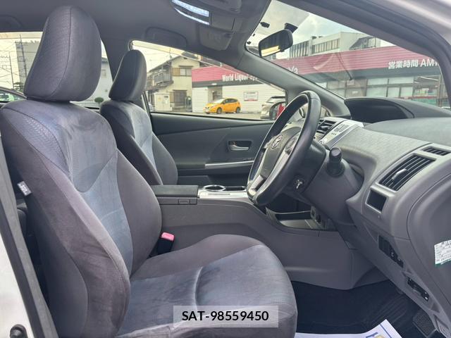 Toyota PRIUS ALPHA 2012-06 8548678-9