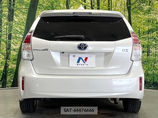 Toyota PRIUS ALPHA 2018-05 8549498-14