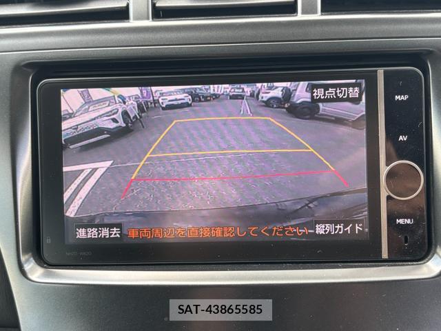 Toyota PRIUS ALPHA 2013-10 8550083-19
