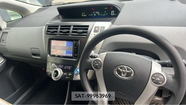 Toyota PRIUS ALPHA 2014-07 8550287-16