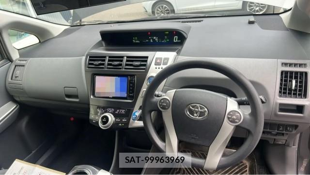 Toyota PRIUS ALPHA 2014-07 8550287-2
