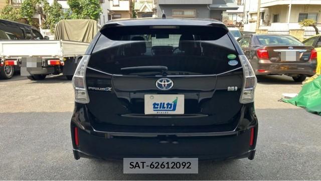 Toyota PRIUS ALPHA 2013-04 8550290-1