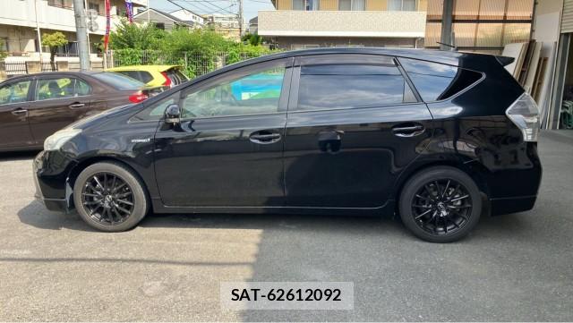 Toyota PRIUS ALPHA 2013-04 8550290-10