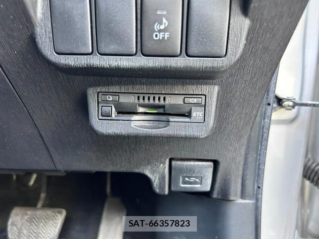 Toyota PRIUS ALPHA 2019-11 8550977-14