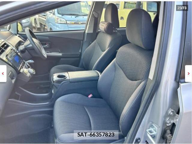 Toyota PRIUS ALPHA 2019-11 8550977-5