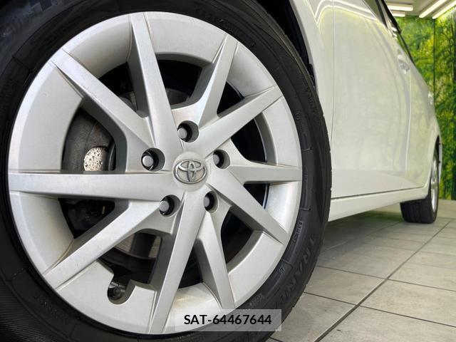 Toyota PRIUS ALPHA 2011-11 8551678-11