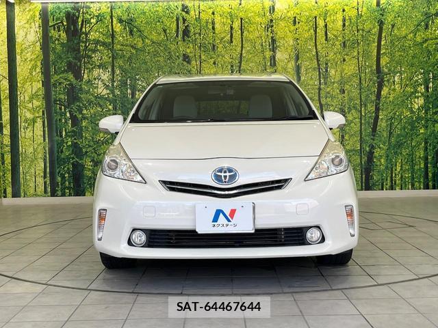 Toyota PRIUS ALPHA 2011-11 8551678-13