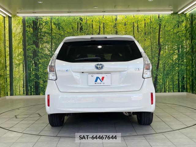 Toyota PRIUS ALPHA 2011-11 8551678-14