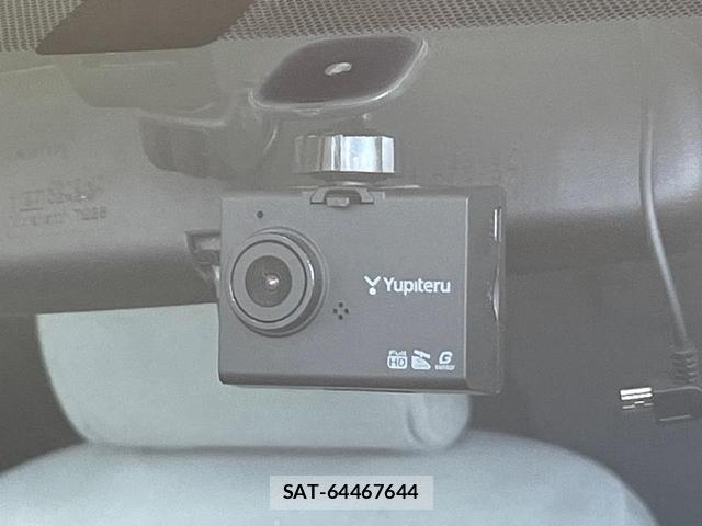 Toyota PRIUS ALPHA 2011-11 8551678-5