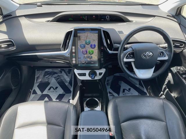 Toyota PRIUS PHV 2017-12 8545613-1