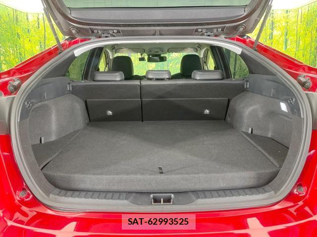 Toyota PRIUS PHV 2019-08 8547676-9