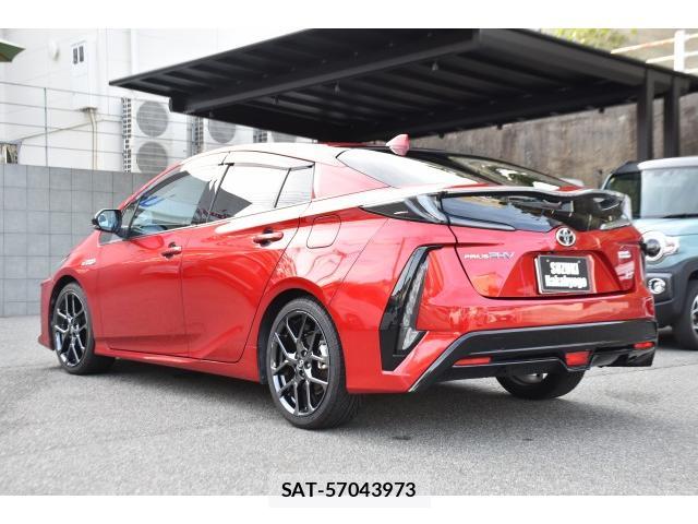 Toyota PRIUS PHV 2017-10 8548650-6