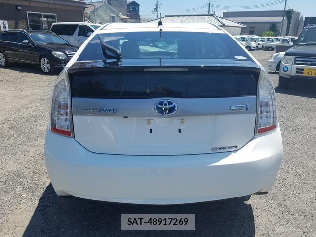 Toyota PRIUS PHV 2012-11 8550504-5