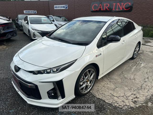 Toyota PRIUS PHV 2017-12 8550666-13
