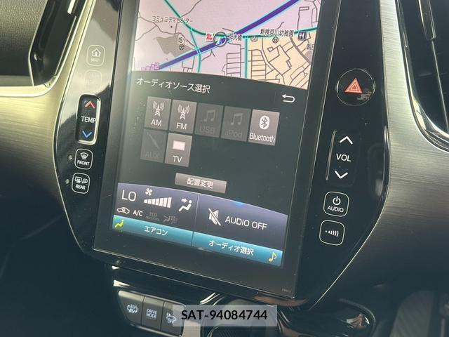 Toyota PRIUS PHV 2017-12 8550666-7