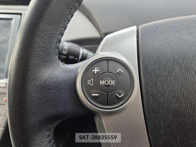 Toyota PRIUS 2013-09 8545584-1